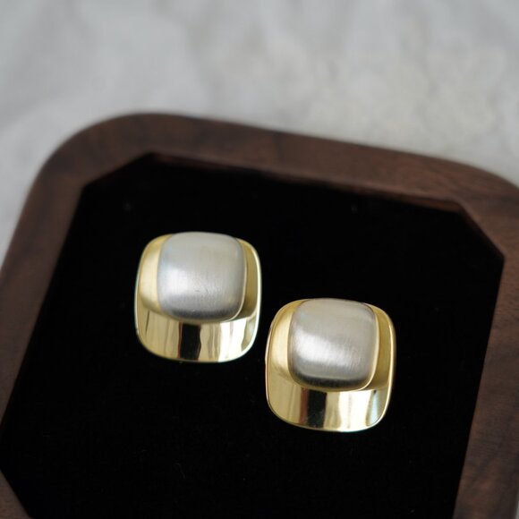 NEW Modern Dual-Tone Metal Earrings - Picture 1 of 4